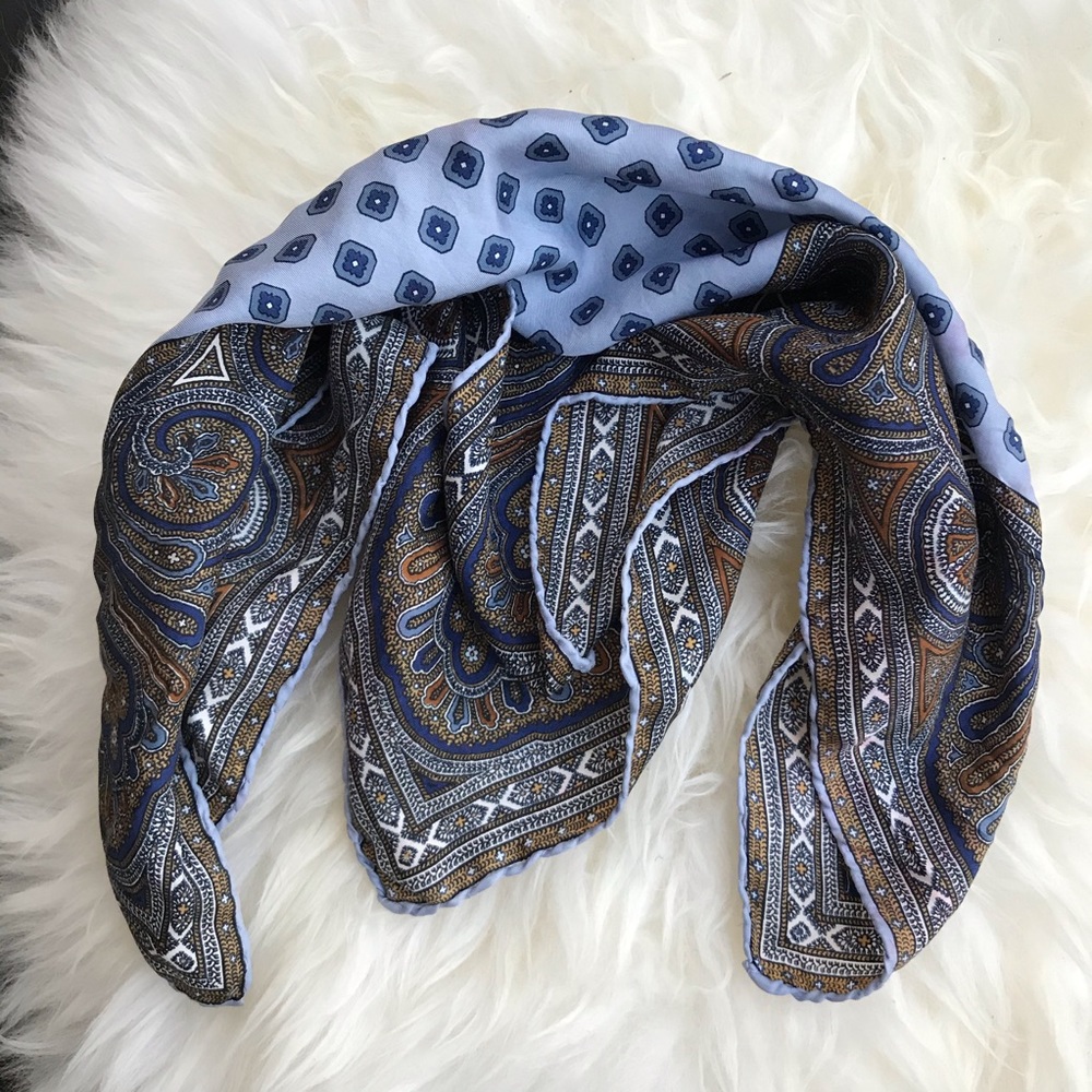 ‘Blue Paisley’ Vintage Head Scarf - Picture 1 of 13